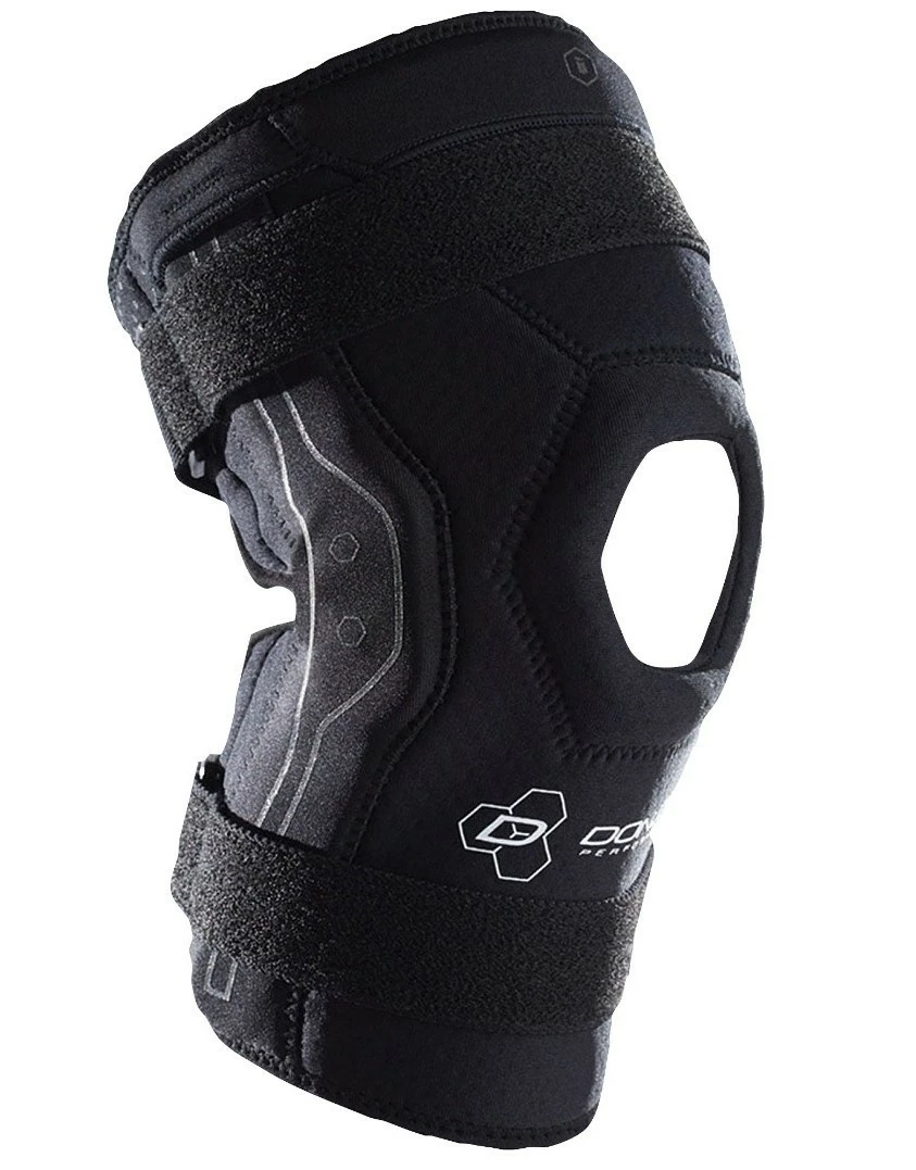 DonJoy Performance Bionic Hinged Knee Brace 3 DonJoy Performance Bionic Hinged Knee Brace