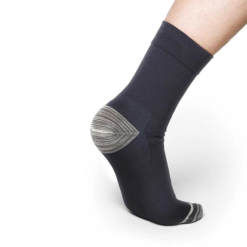 Thermoskin Walk-On Plantar FXT Compression Crew Socks Black 4 Thermoskin Walk-On Plantar FXT Compression Crew Socks Black - Image 2